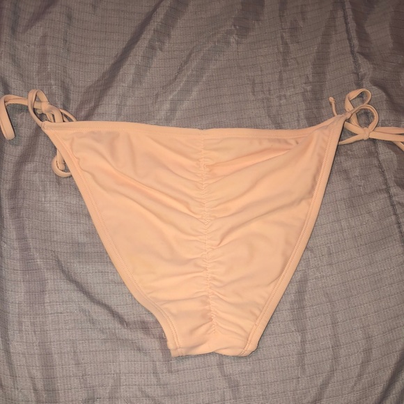 Peach Bikini Bottoms - Picture 2 of 2